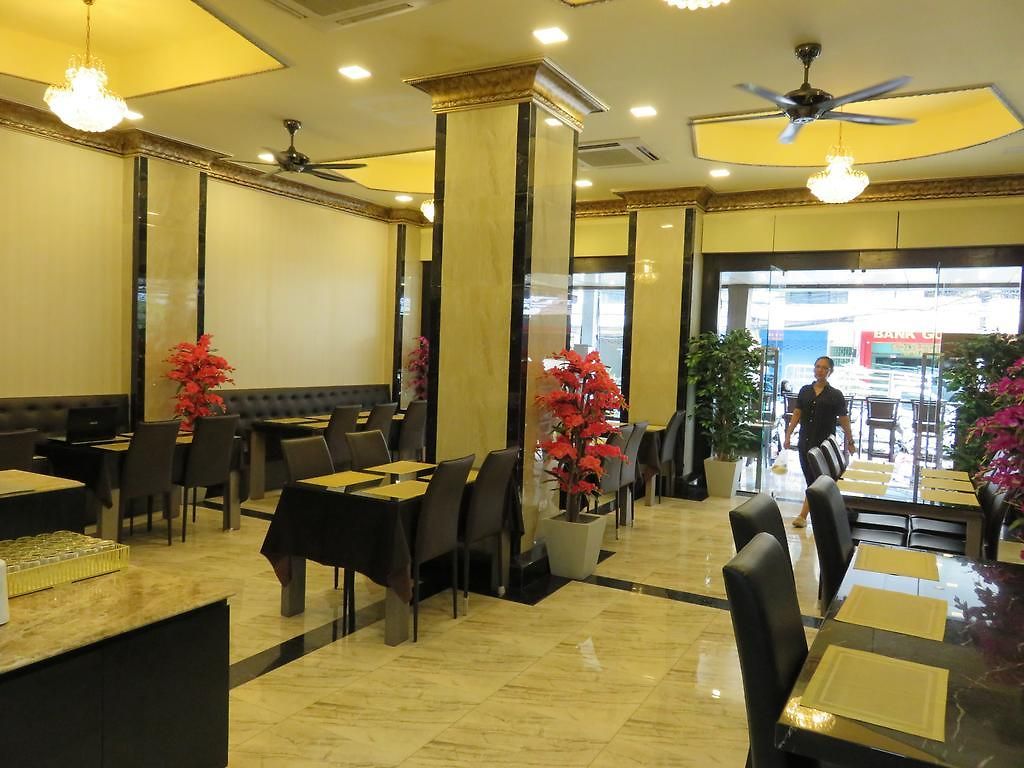 โรงแรม Land Royal