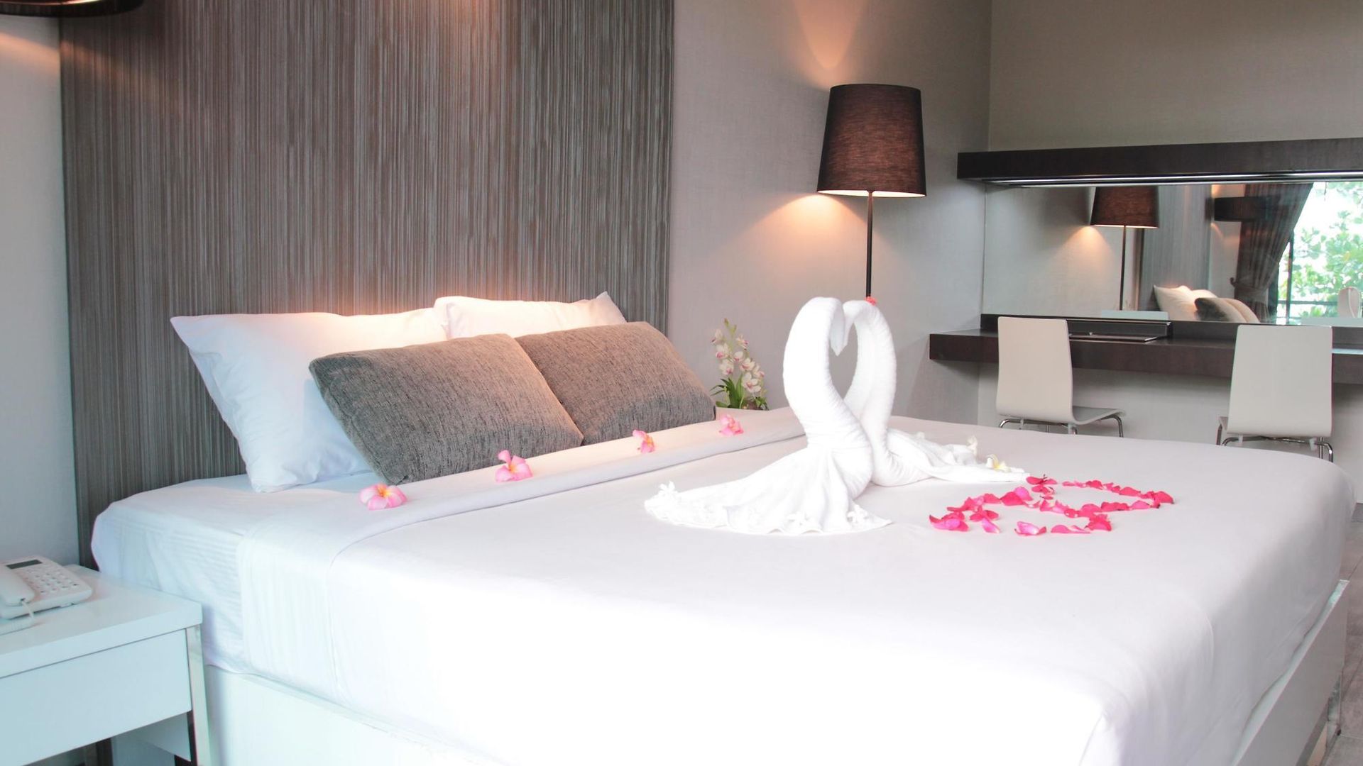 โรงแรม Place Serviced 3*