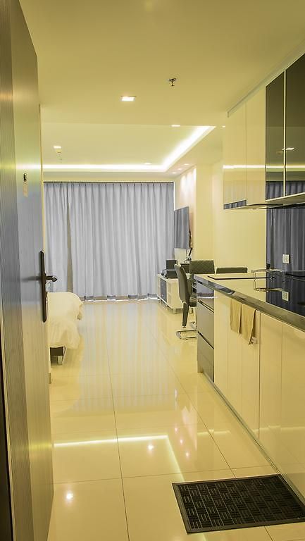 อพาร์ทเม้น Wong Amat Tower By Peter *