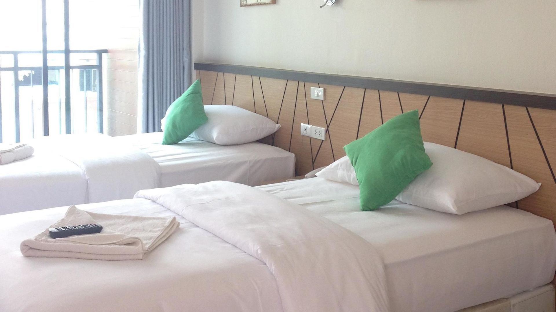 โรงแรม Chitra