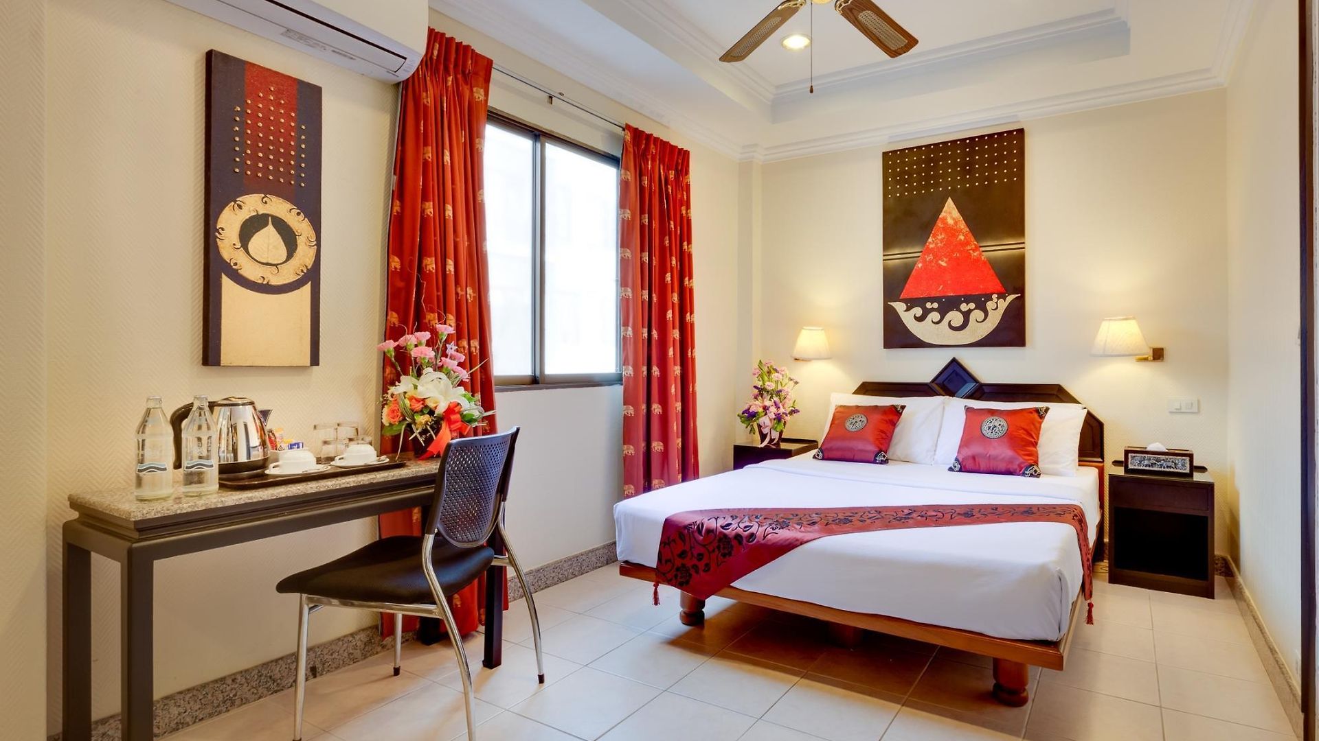 Hotel The Ambiance 3*