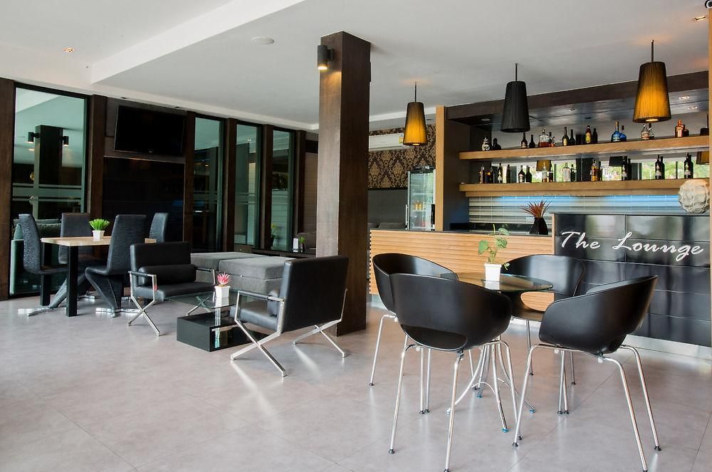 โรงแรม Place Serviced
