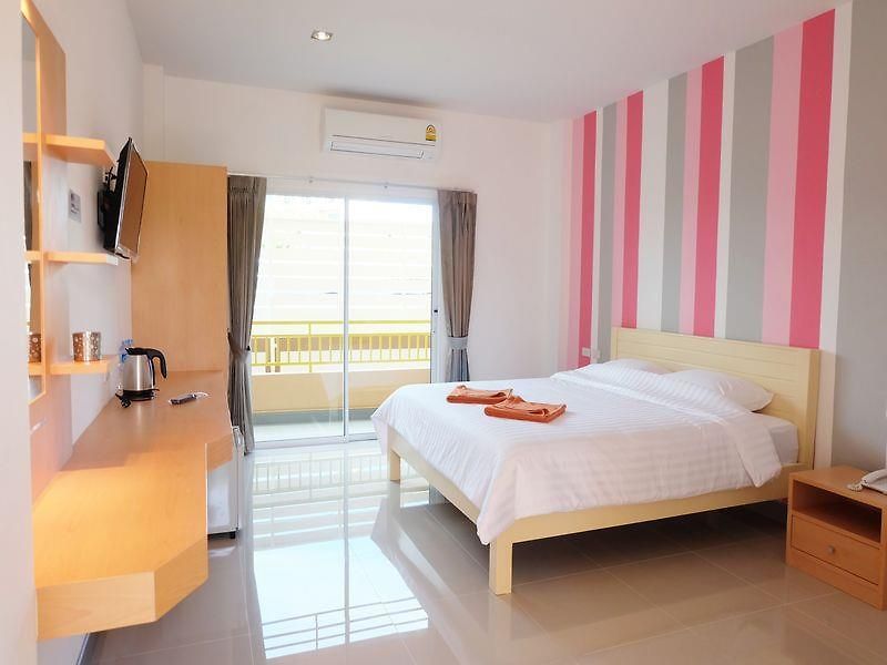 โรงแรม T Sleep Place
