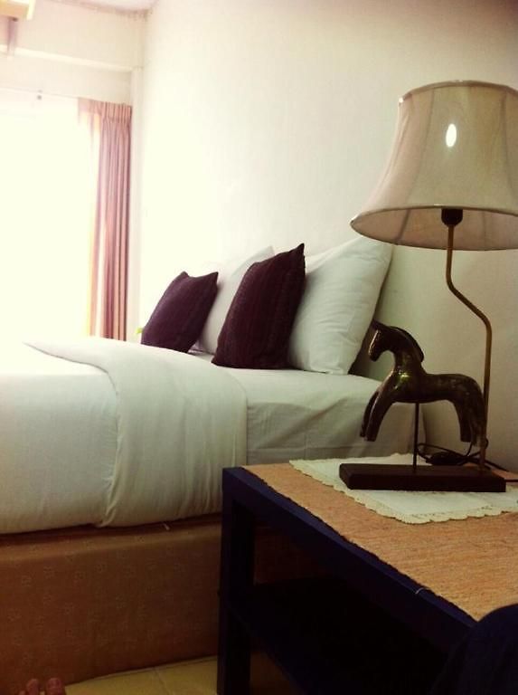บ้านพัก แอดไมร์ เฮาส์ Pattaya