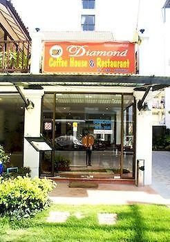 โรงแรม Diamond Place