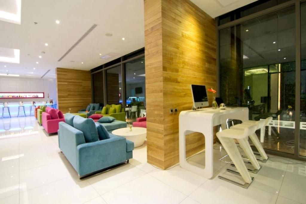 โรงแรม Seven Zea Chic 4*