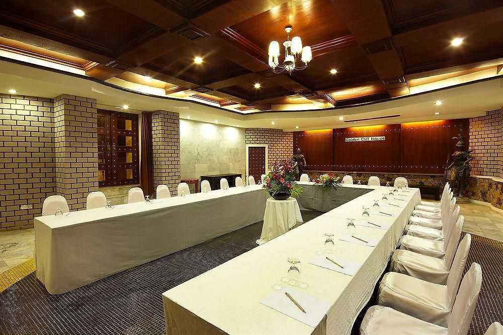 Golden Cliff House Resort 3*