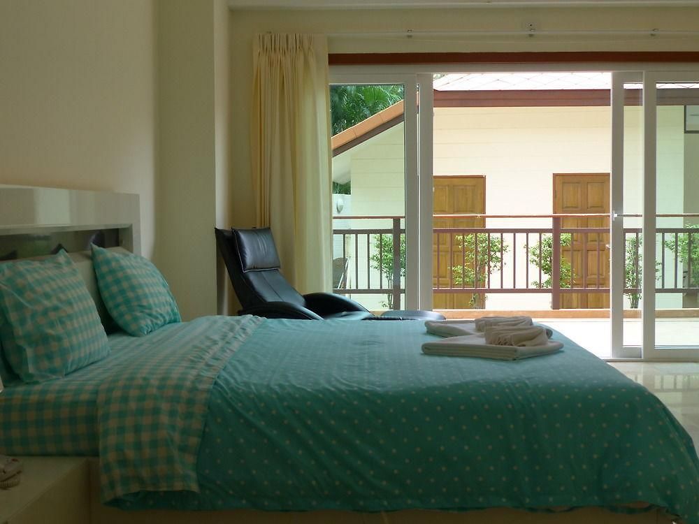 Emerald Palace 3*