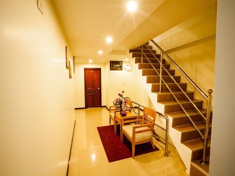 Babylon Palace โรงแรม