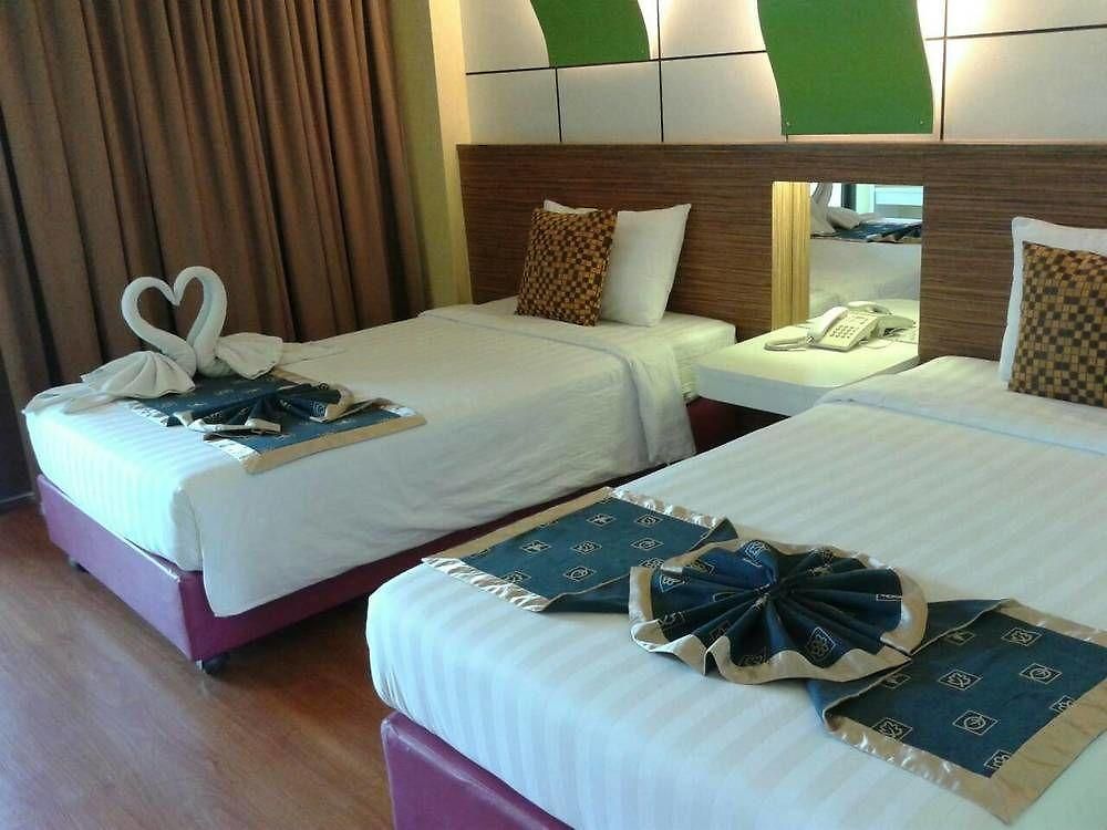 โรงแรมซีซาร์ พาเลซ 4* Pattaya