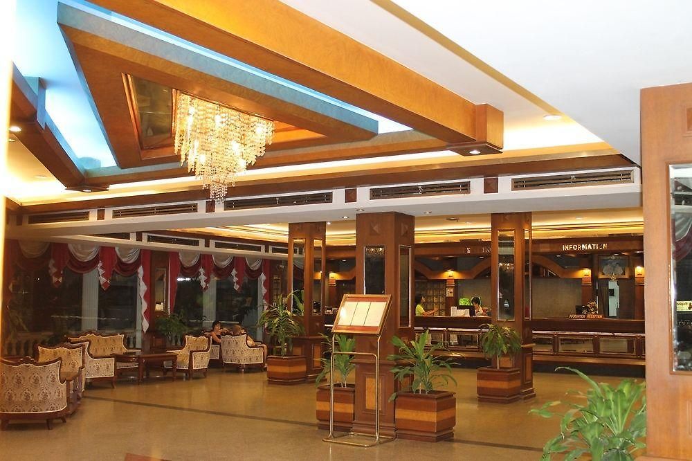 โรงแรมซีซาร์ พาเลซ โรงแรม
