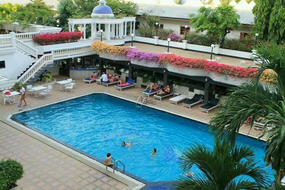 โรงแรมซีซาร์ พาเลซ 4*