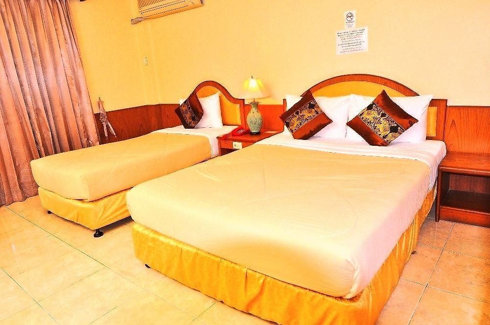 Mr. Mac's 2* Pattaya