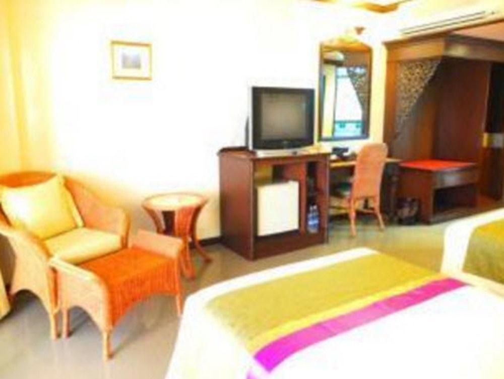 Sabai Sabana โรงแรม 4*