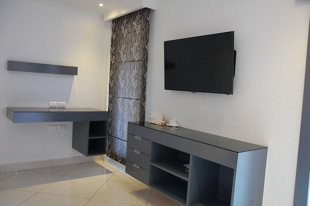 Sirikarn & Luxury โรงแรม Pattaya