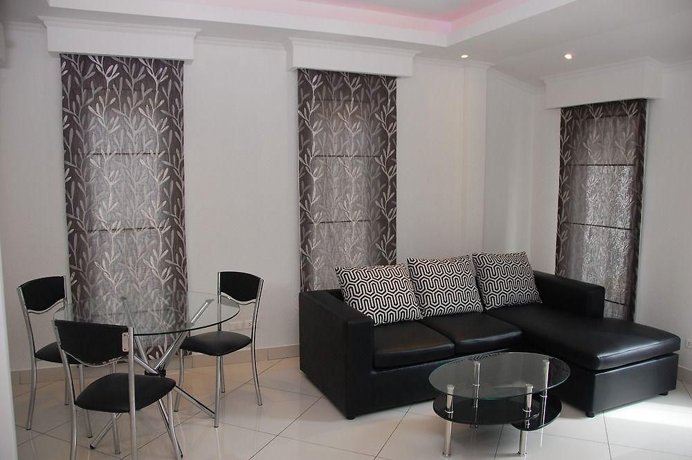 Sirikarn & Luxury 3*