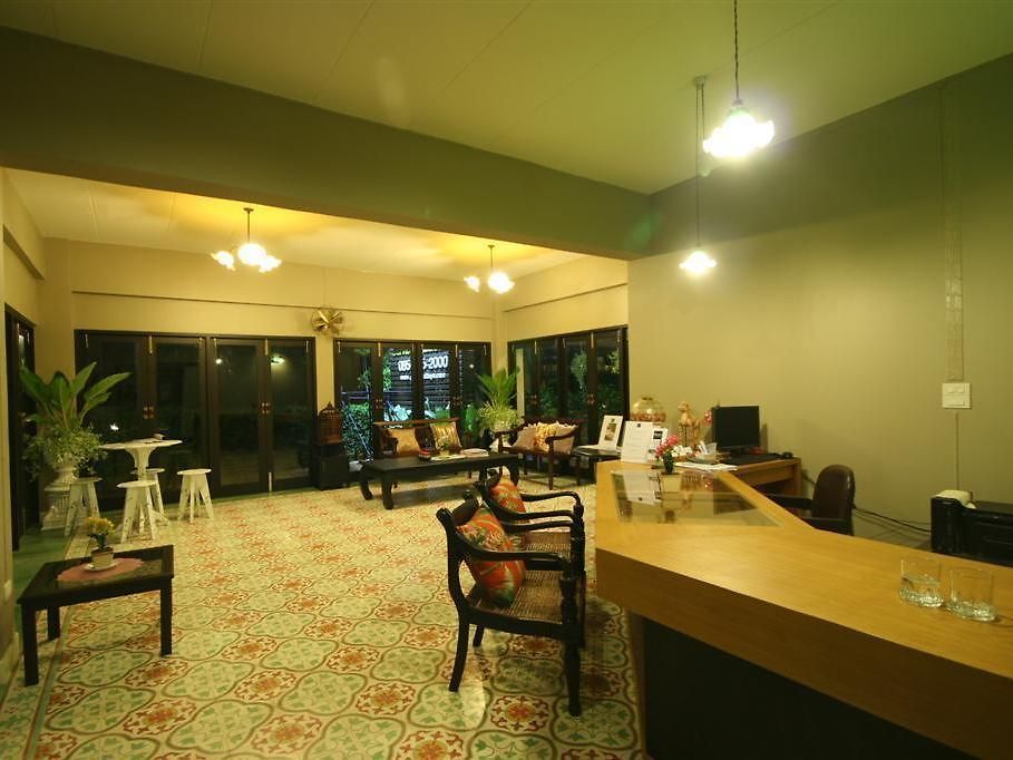 Ploen By Tolani โรงแรม 2*