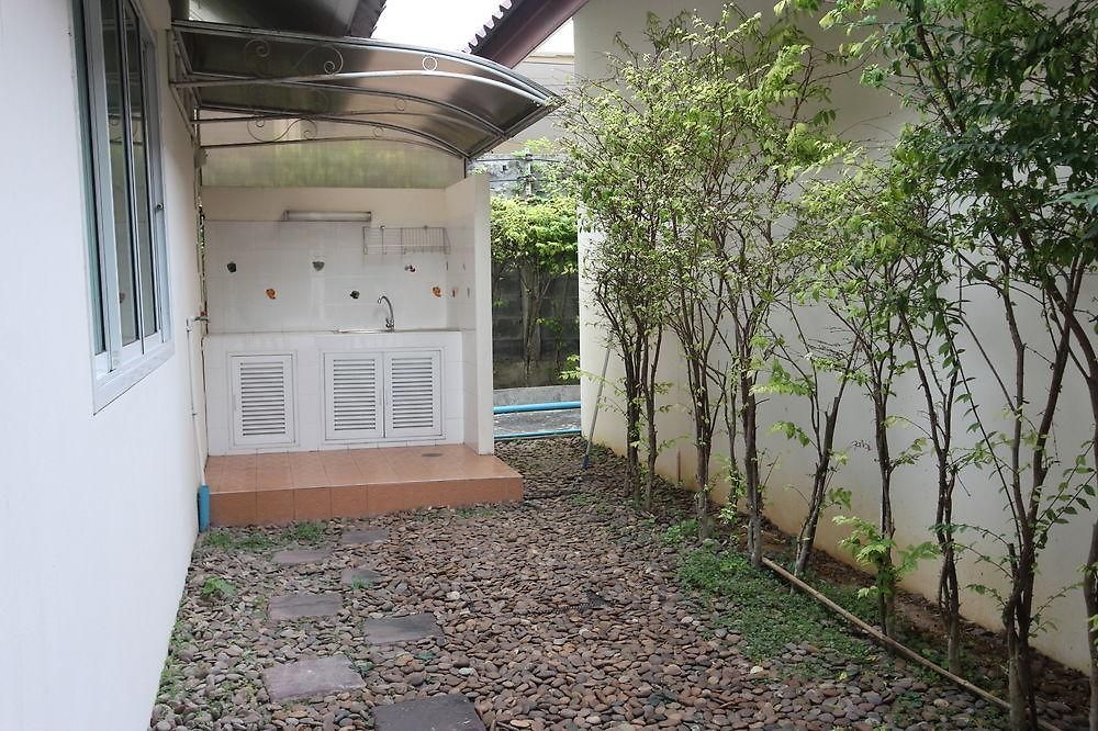 The Hermitage โรงแรม 2*