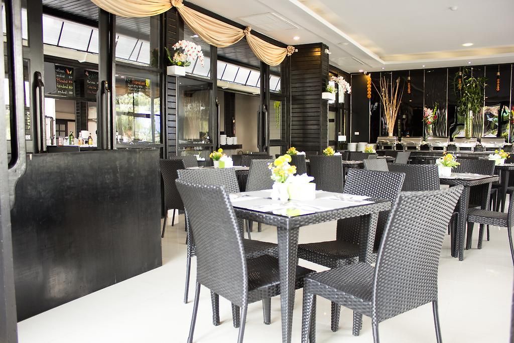 โรงแรม โกลเดนท์ทิวลิป เอสเซนเชียล พัทยา