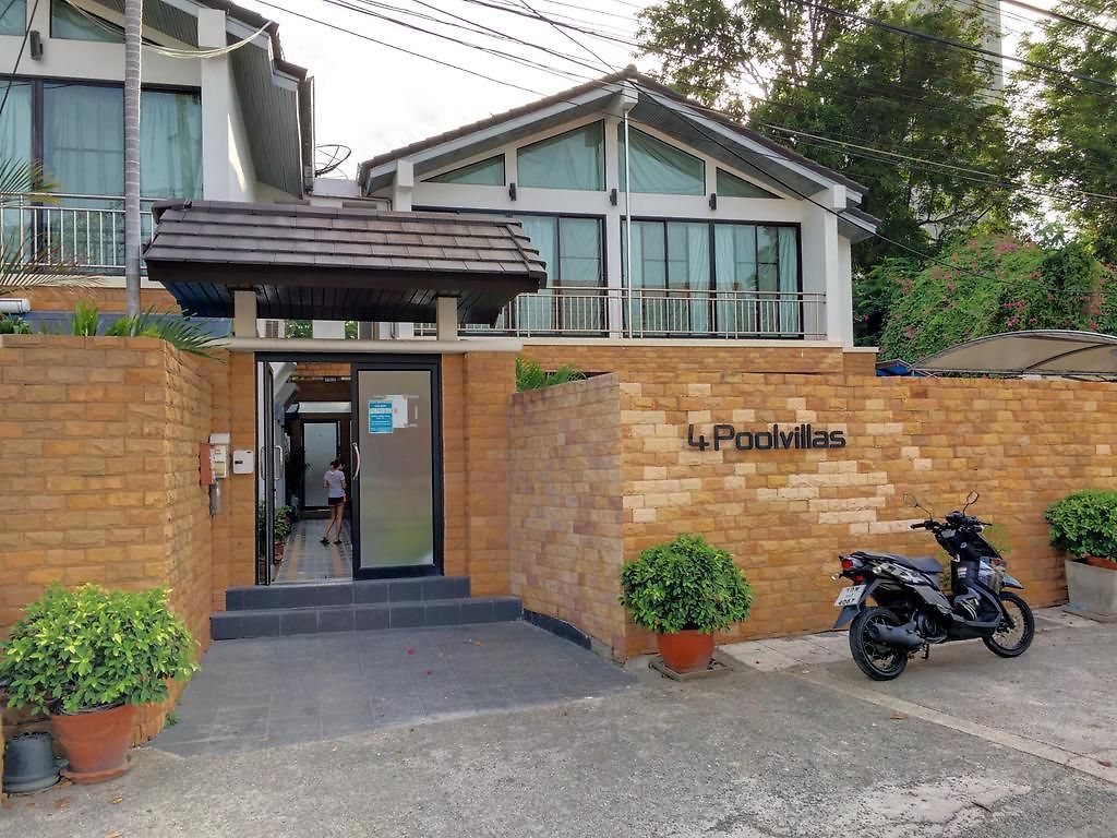 4poolvillas วิลล่า