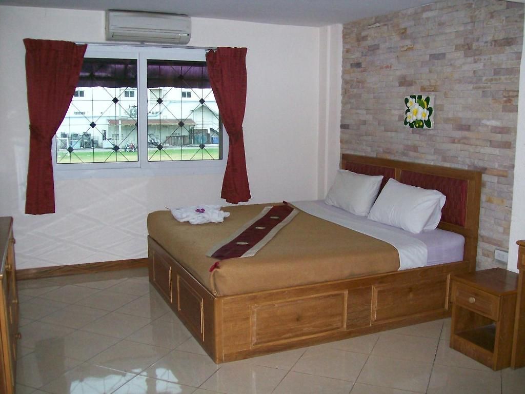 Chaiyapoon Guest house Pattaya