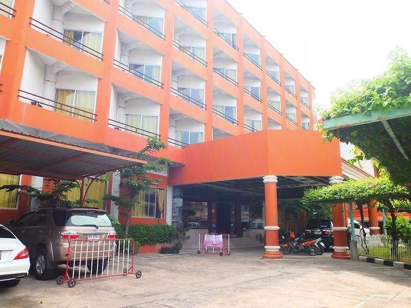 โรงแรม Skaw 3*