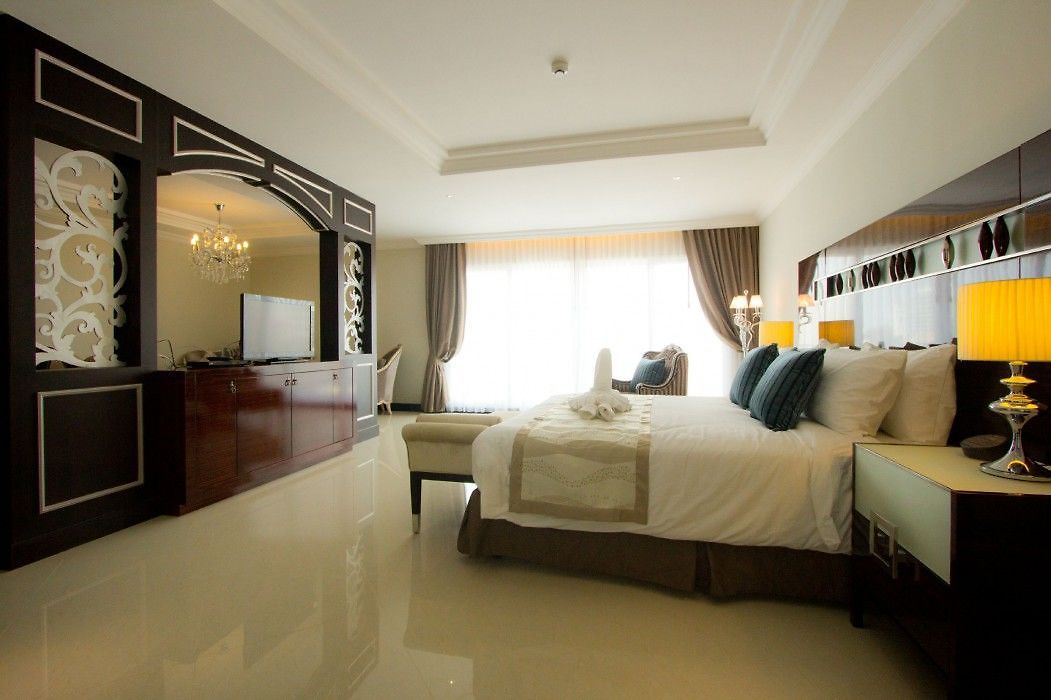 โรงแรม แอลเค รอยอล วิง Pattaya