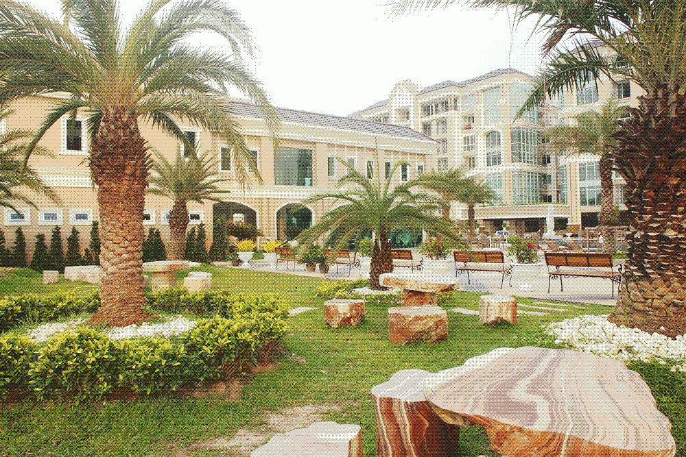 แอลเค เลเจนท์ โรงแรม 4*
