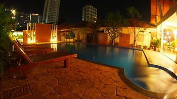 รีสอร์ท Lotusland