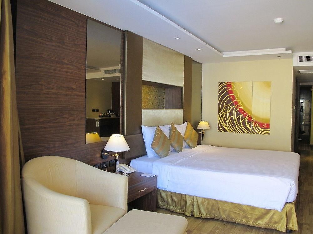 โรงแรม Nova Gold