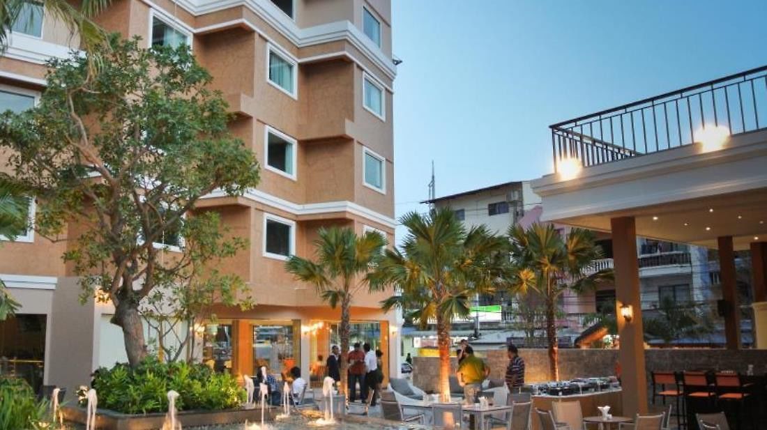 Kudos Parc โรงแรม Pattaya