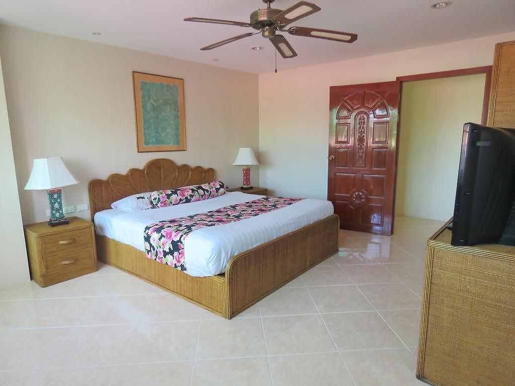 Butterfly Garden Boutique Residences By Frasier, A Lifestyle Destination And 1 To 3 Bedroom Units, 2 Full Bathrooms, Rain Shower, Bath, Complete Kitchen, Staff 24-7,fast Fiber Optic Wifi, 55