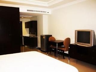 Hotel Lk Crystal Place