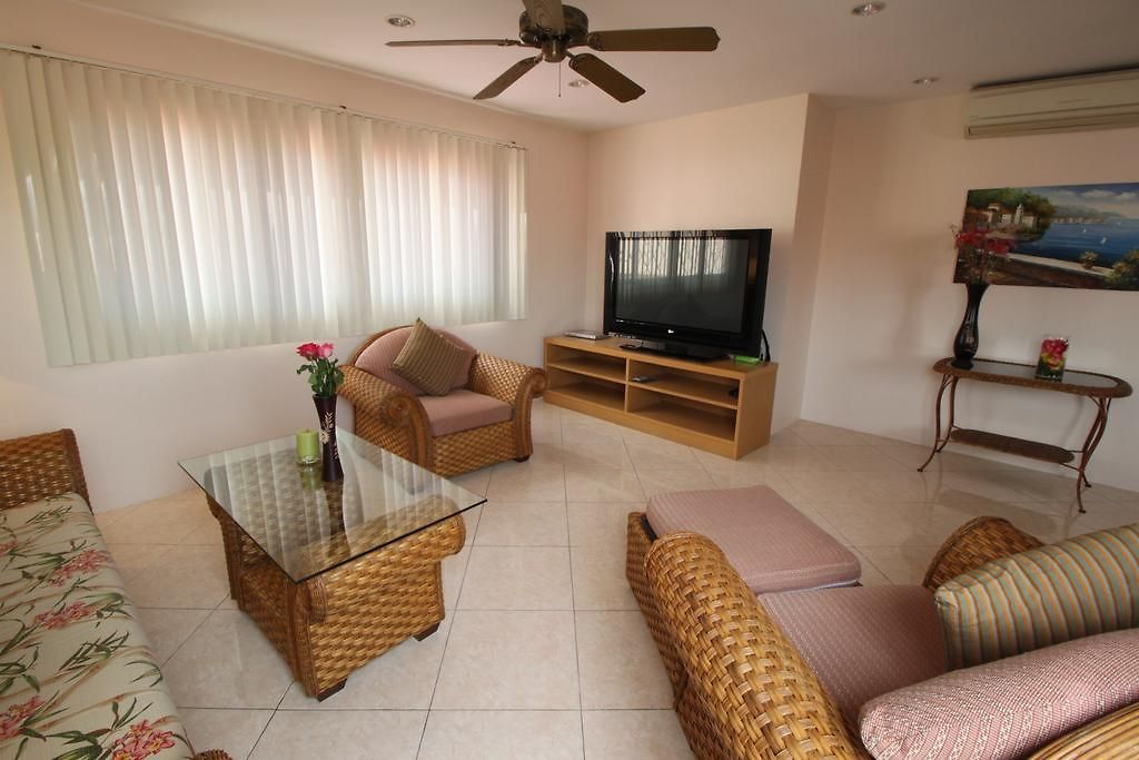 อพาร์ตโฮเทล Butterfly Garden Boutique Residences By Frasier, A Lifestyle Destination And 1 To 3 Bedroom Units, 2 Full Bathrooms, Rain Shower, Bath, Complete Kitchen, Staff 24-7,fast Fiber Optic Wifi, 55