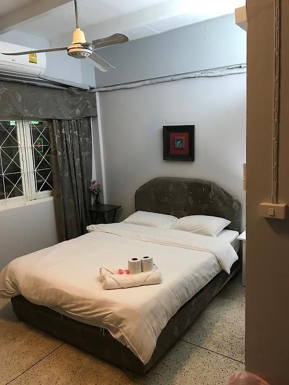 Scandalic Bar And 2* Pattaya