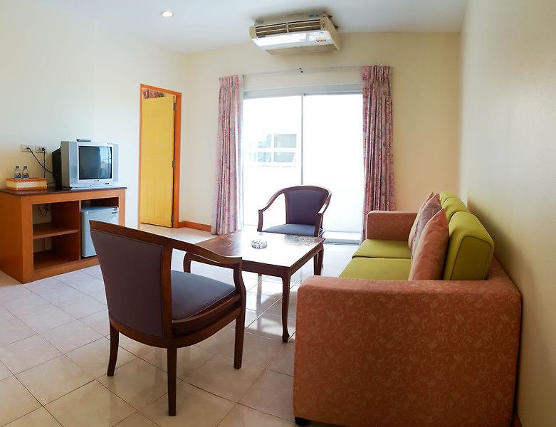 โรงแรม Eastiny Bella Vista 2*