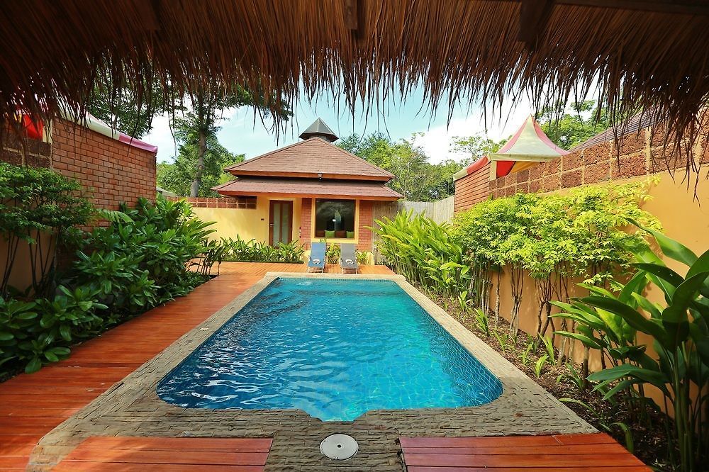 โรงแรม ชิค ชิลล์ แอท เอราวาณา พูล วิลลา พัทยา Pattaya