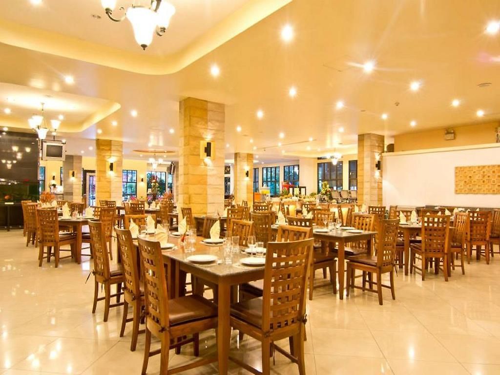 โรงแรม เบส บีช Pattaya