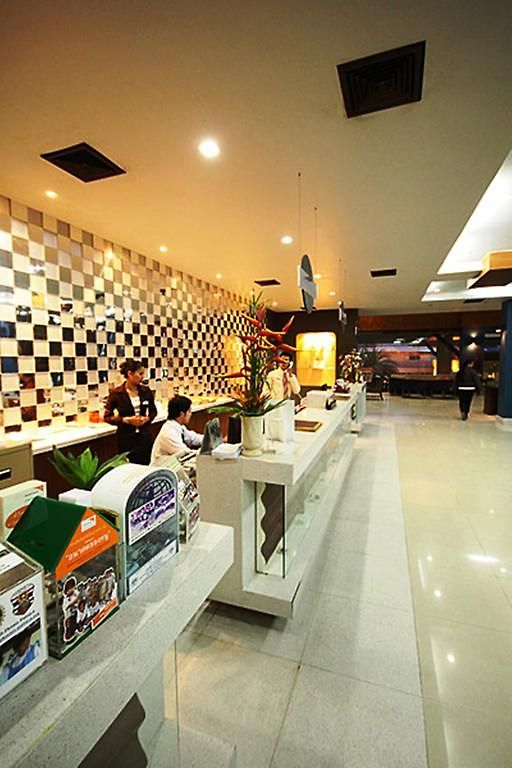 โรงแรม Sea Breeze Jomtien
