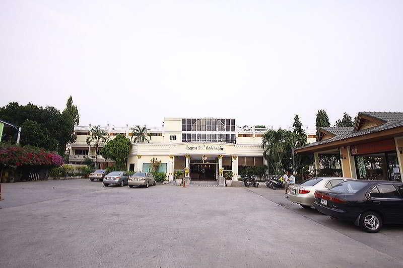 วินด์มิลล์รีสอร์ทโฮเทล พัทยา โรงแรม 3*