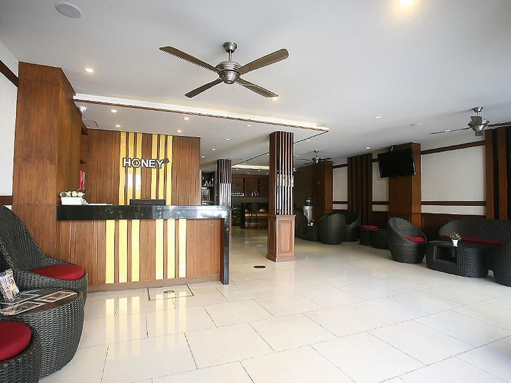 โรงแรม Honey 3*