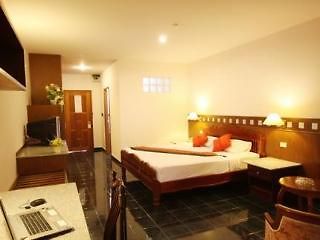Eden Hotel Pattaya โรงแรม