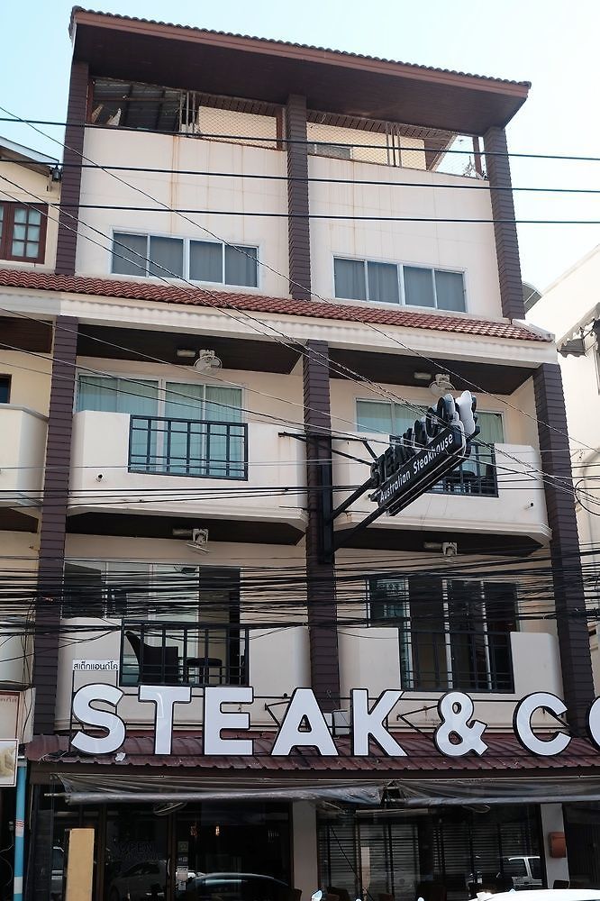 โรงแรม Steak And Co. Boutique Pattaya