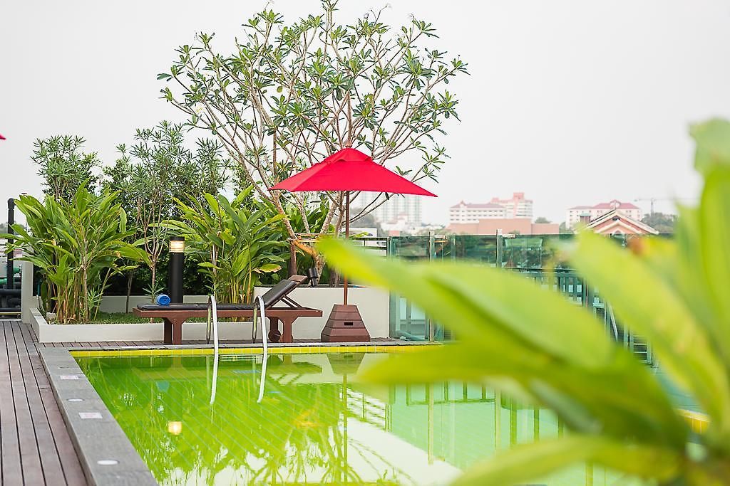 Sunshine Hip โรงแรม 3*