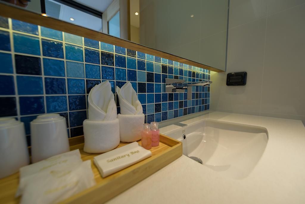 Deep Blue Z10 โรงแรม Pattaya