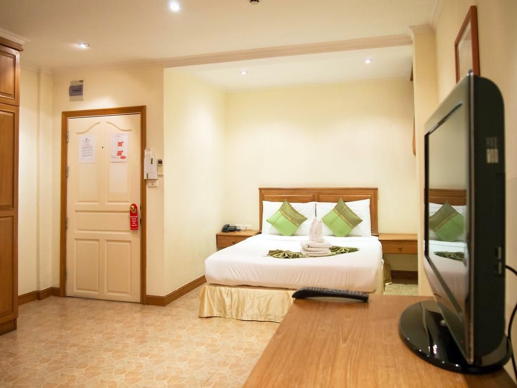 โรงแรม Secrets 3*