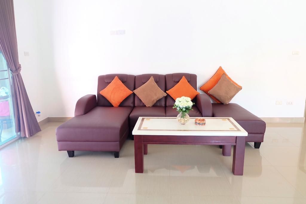 Guest house Nina Pool 3*