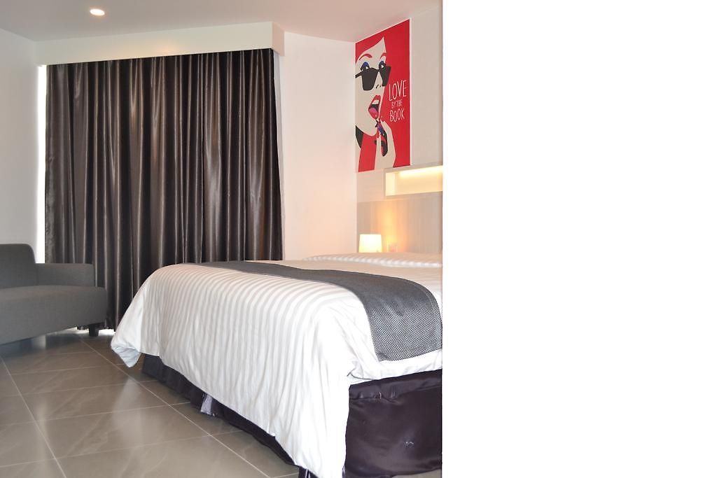 โรงแรม Flipper - Sha Extra