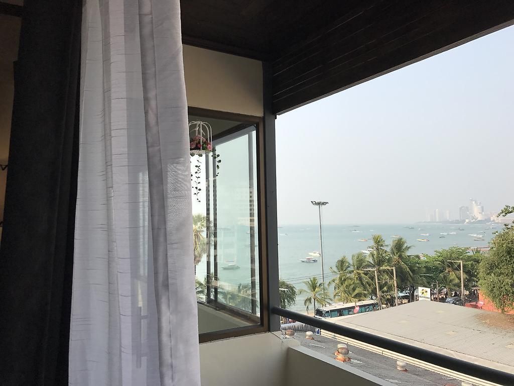 Lewiinski's บ้านพัก 3*