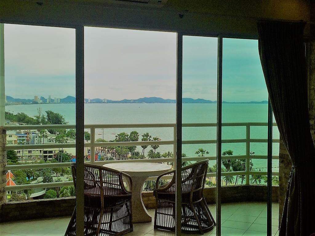 Viewtalay Beachfront By Nd อพาร์ทเม้น Pattaya